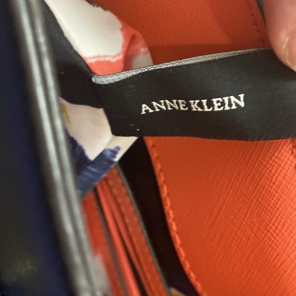 Anne Klein Dark Blue Faux Leather Tote Bag Purse with attached pouch - Picture 8 of 11